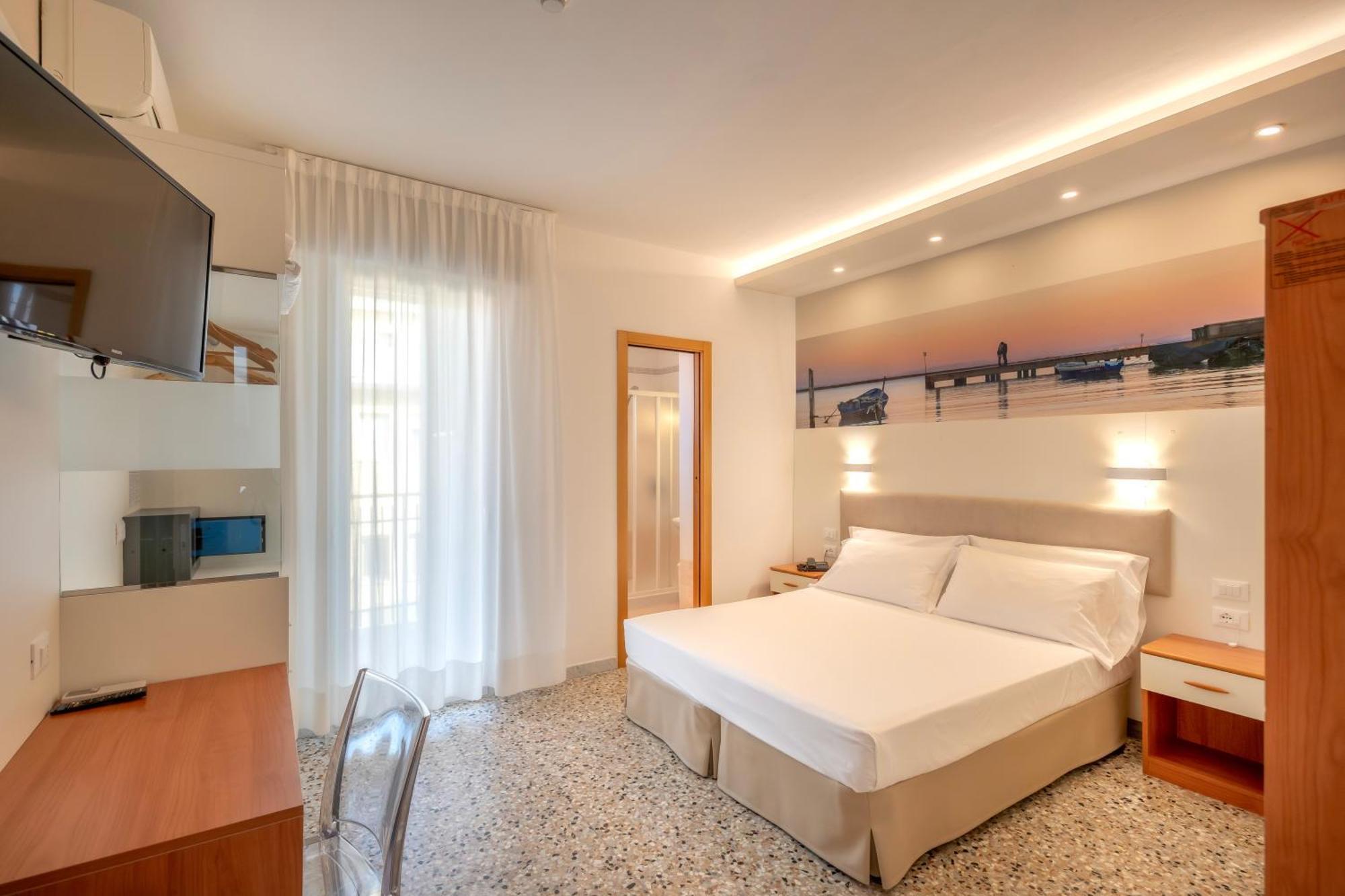 Hotel Atenea Golden Star カオルレ エクステリア 写真