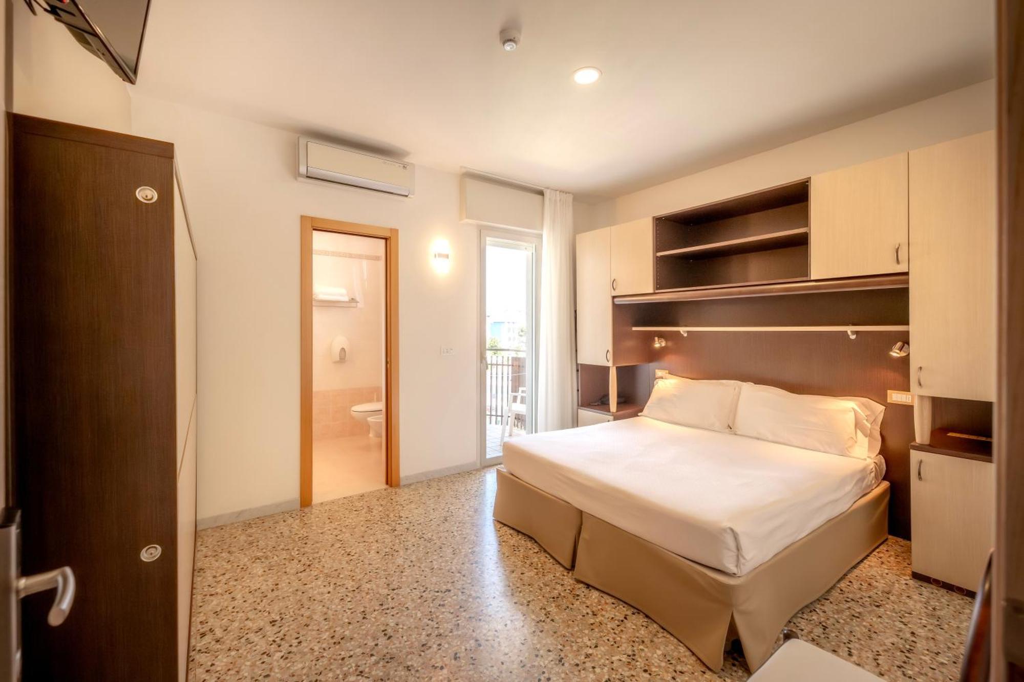 Hotel Atenea Golden Star カオルレ エクステリア 写真