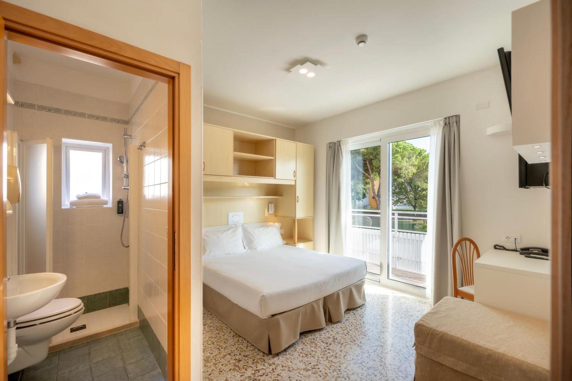 Hotel Atenea Golden Star カオルレ エクステリア 写真