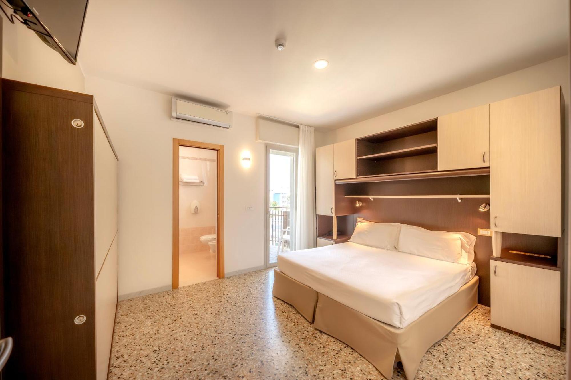 Hotel Atenea Golden Star カオルレ エクステリア 写真