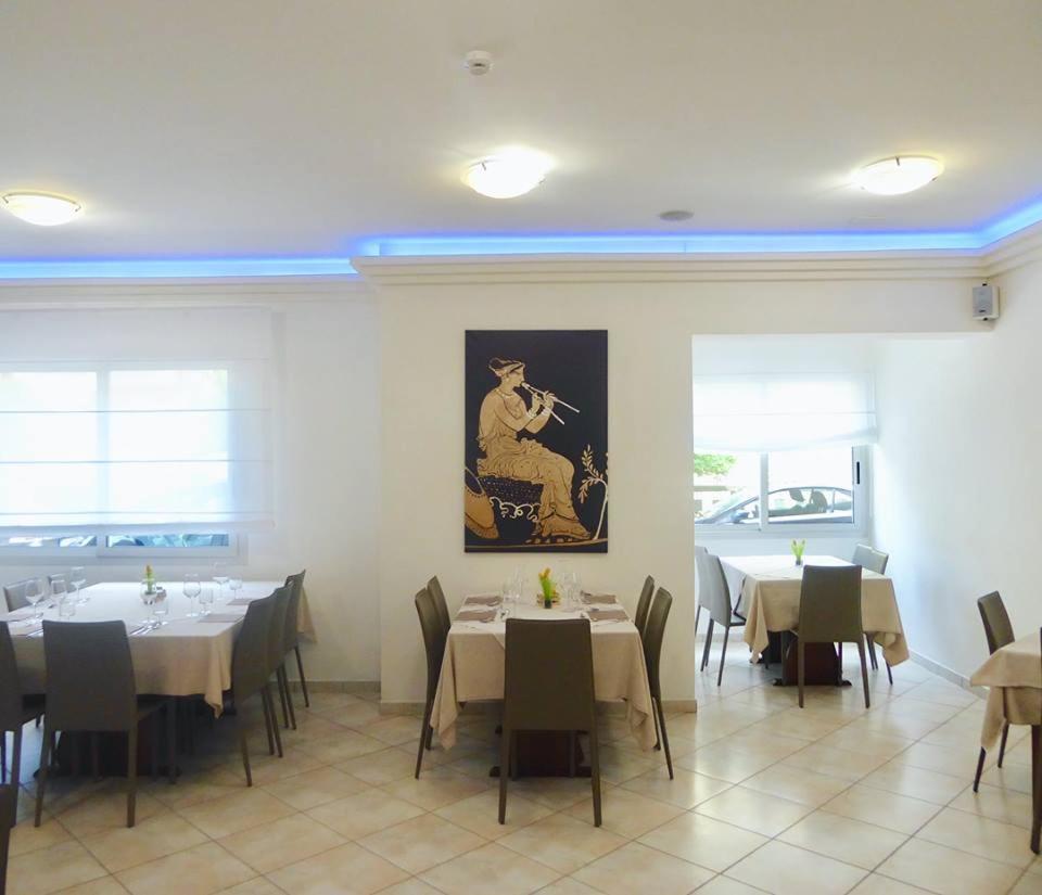 Hotel Atenea Golden Star カオルレ エクステリア 写真