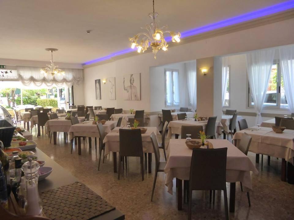 Hotel Atenea Golden Star カオルレ エクステリア 写真
