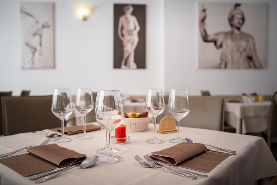 Hotel Atenea Golden Star カオルレ エクステリア 写真
